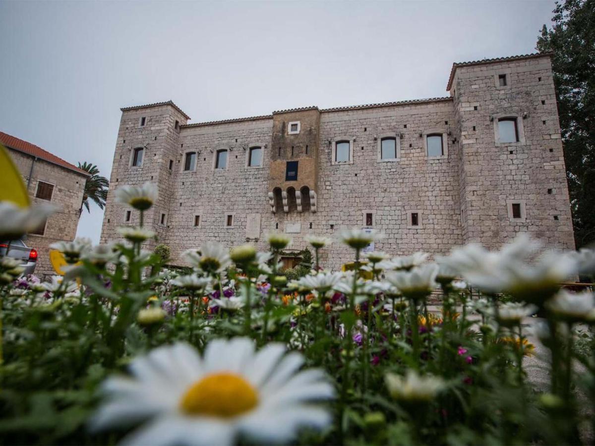 Dalmatian White Shell Apartman Kaštela Kültér fotó